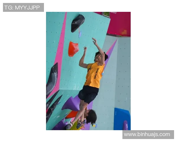 重庆攀岩队在全国攀岩比赛经验排行榜中荣获第十名的辉煌成就